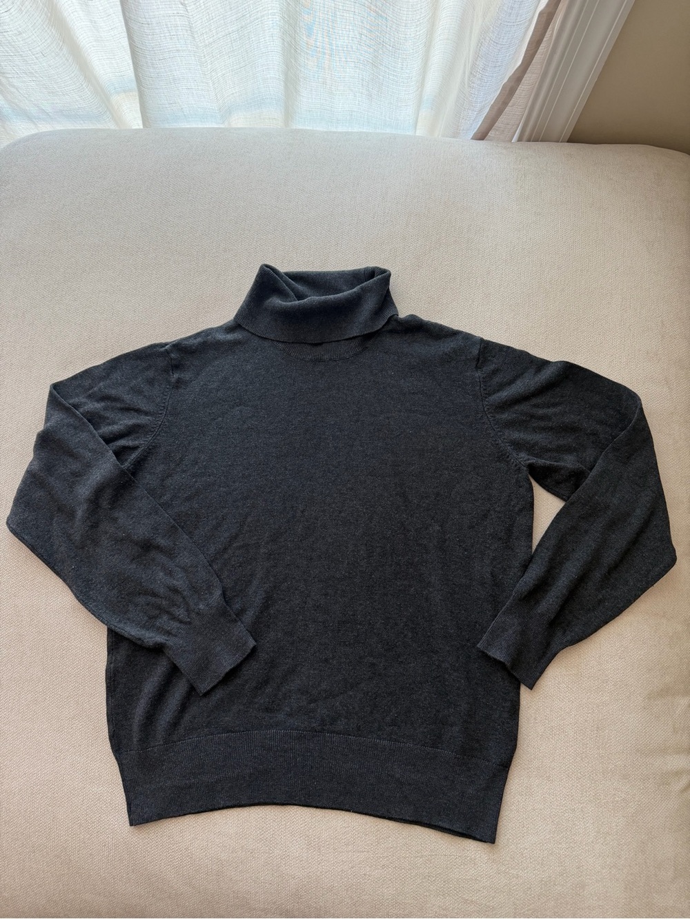 H&M Charcoal Gray Turtleneck Sweater